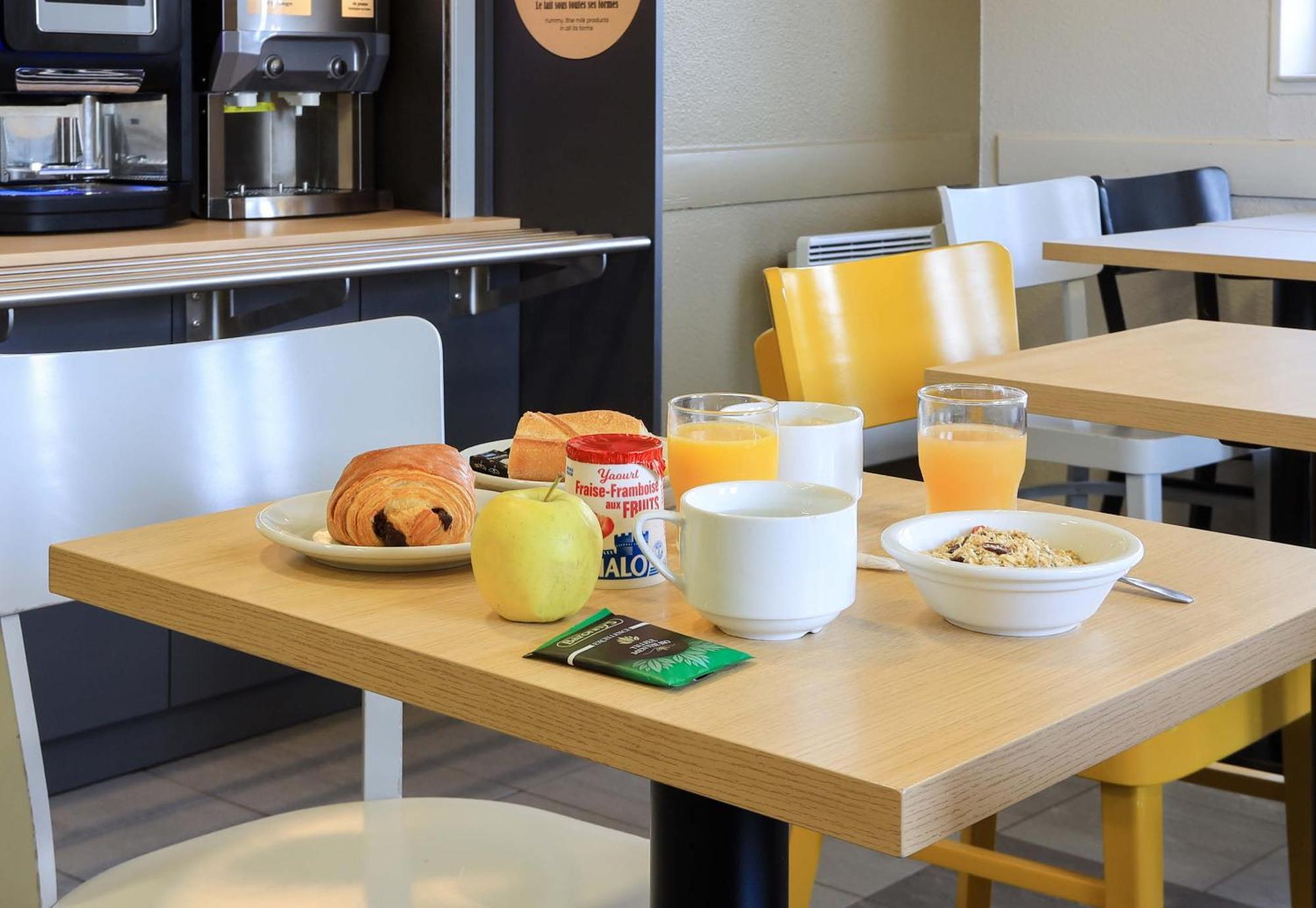 B&B Hotel Dijon Les Portes Du Sud マルサネ・ラ・コート エクステリア 写真